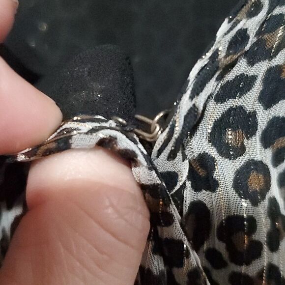 Michael Kors Julia Dress in Leapord Print with Gold Metallic Threads Size M - Picture 6 of 14